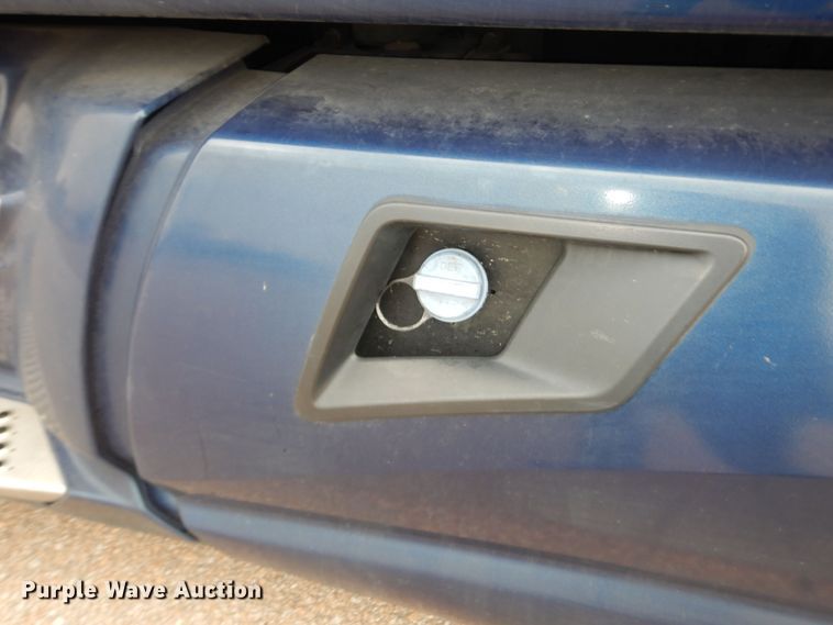 image for item DI6850 2012 Kenworth T700  semi truck