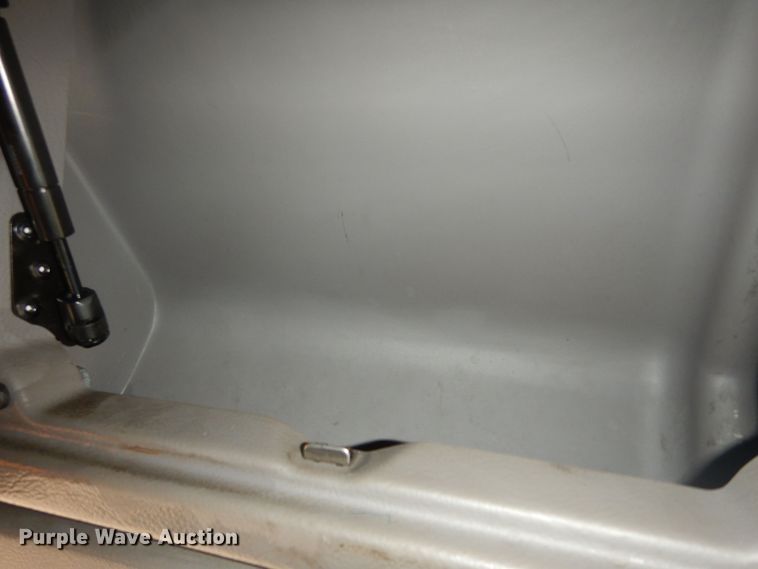 image for item DI6850 2012 Kenworth T700  semi truck