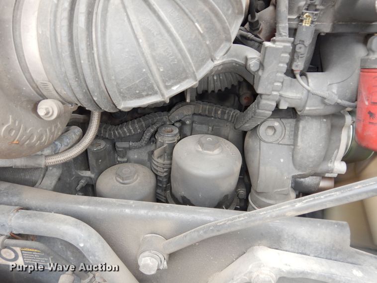 image for item DI6850 2012 Kenworth T700  semi truck