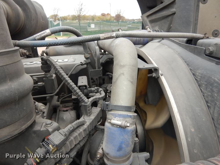 image for item DI6850 2012 Kenworth T700  semi truck