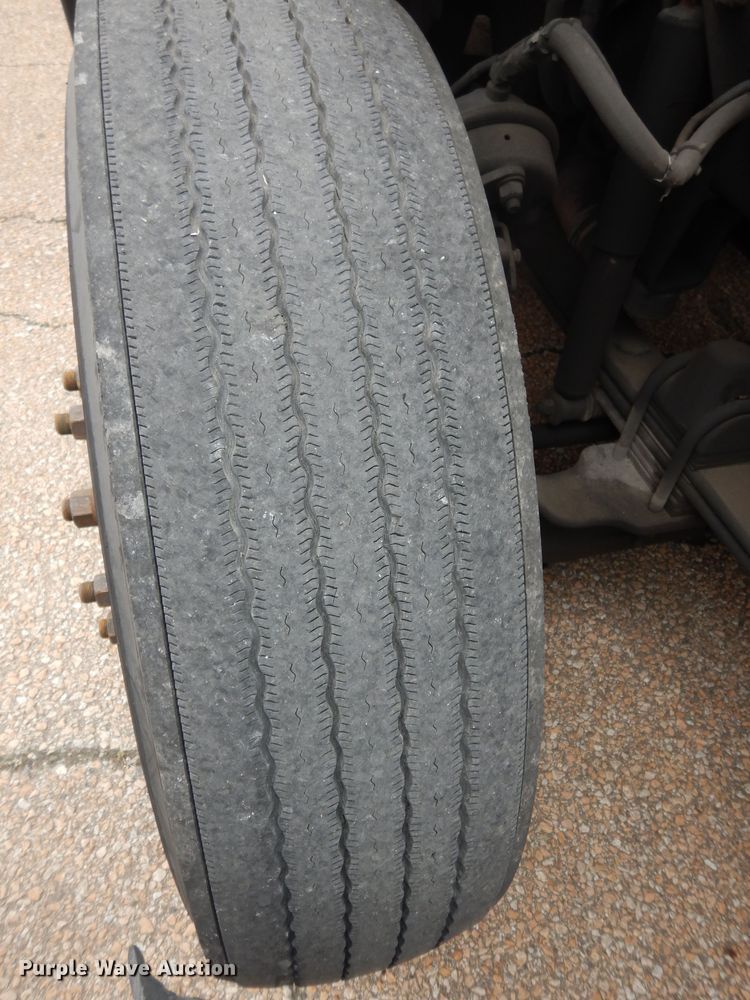 image for item DI6850 2012 Kenworth T700  semi truck