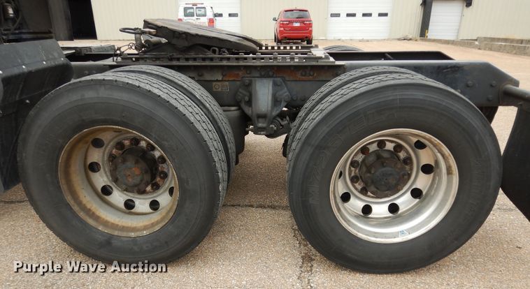 image for item DI6850 2012 Kenworth T700  semi truck