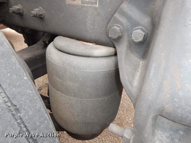 image for item DI6850 2012 Kenworth T700  semi truck