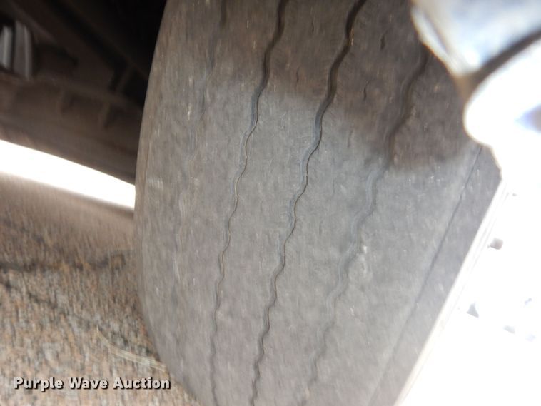 image for item DI6850 2012 Kenworth T700  semi truck