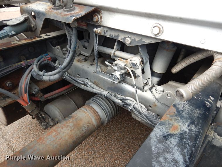 image for item DI6851 2012 Kenworth T700  semi truck