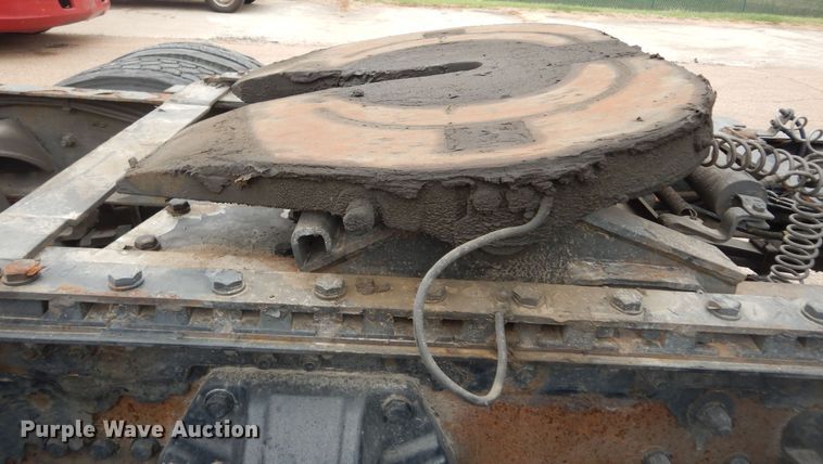 image for item DI6851 2012 Kenworth T700  semi truck