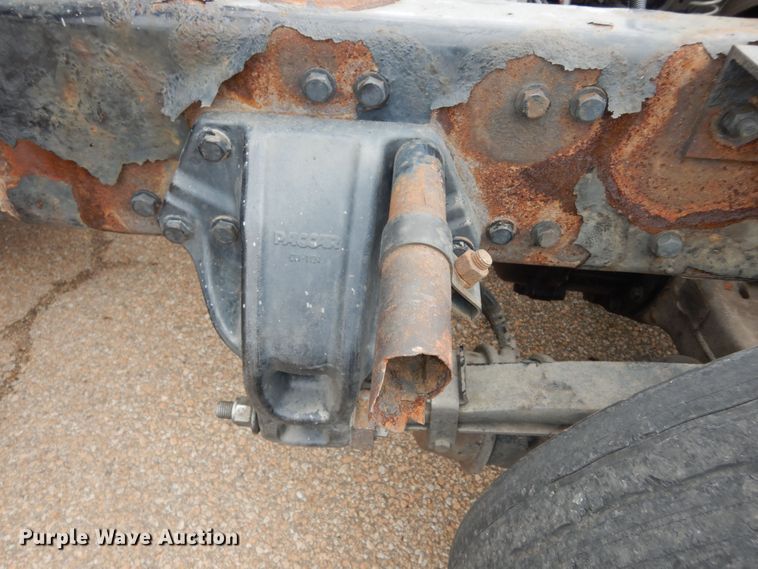 image for item DI6851 2012 Kenworth T700  semi truck