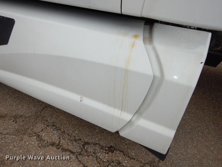 image for item DI6851 2012 Kenworth T700  semi truck