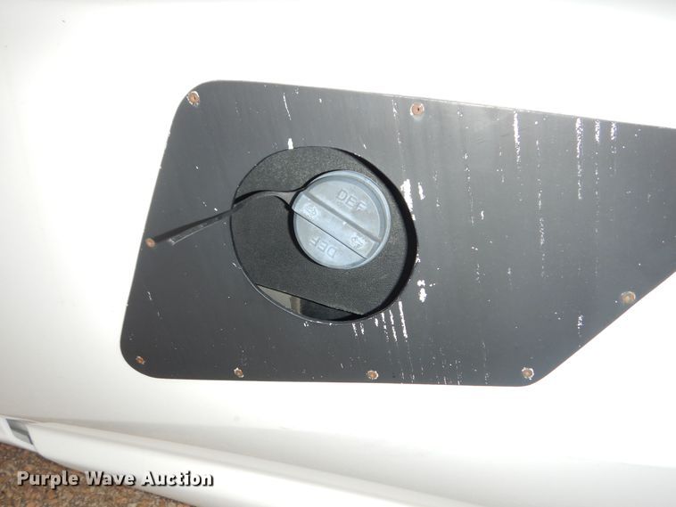 image for item DI6851 2012 Kenworth T700  semi truck