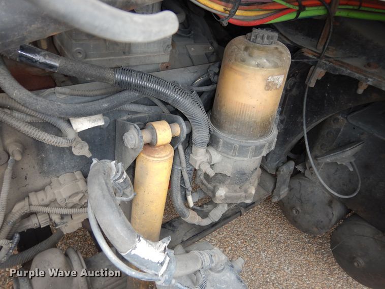 image for item DI6851 2012 Kenworth T700  semi truck