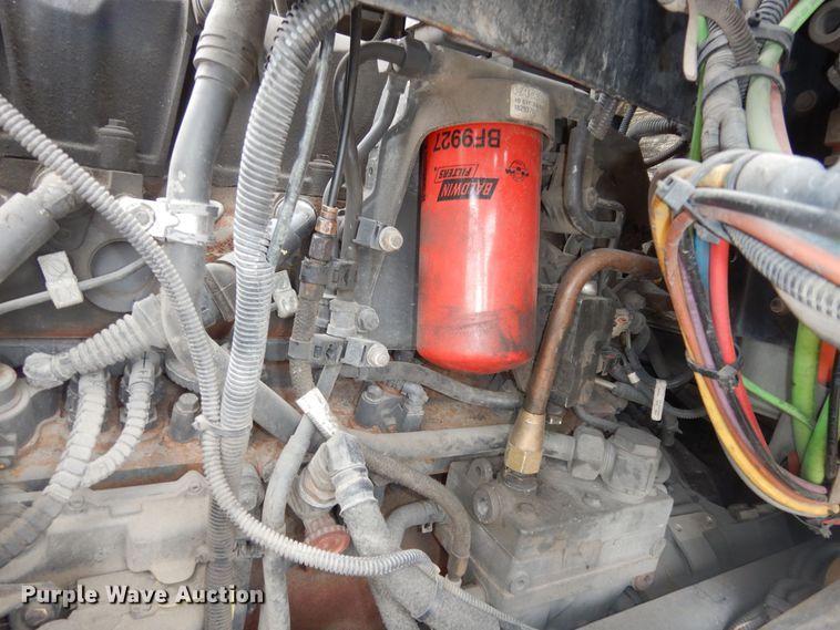 image for item DI6851 2012 Kenworth T700  semi truck