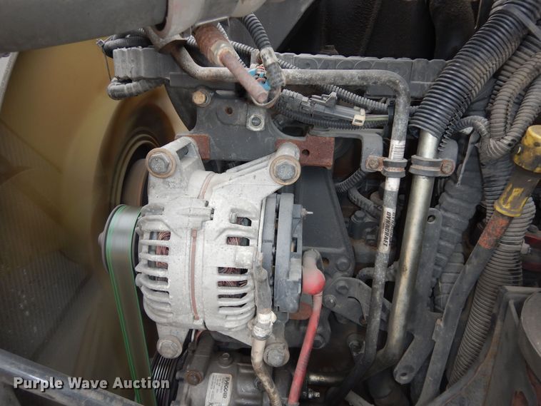 image for item DI6851 2012 Kenworth T700  semi truck