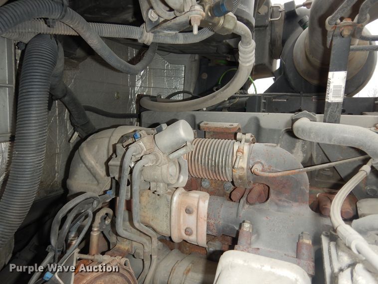 image for item DI6851 2012 Kenworth T700  semi truck