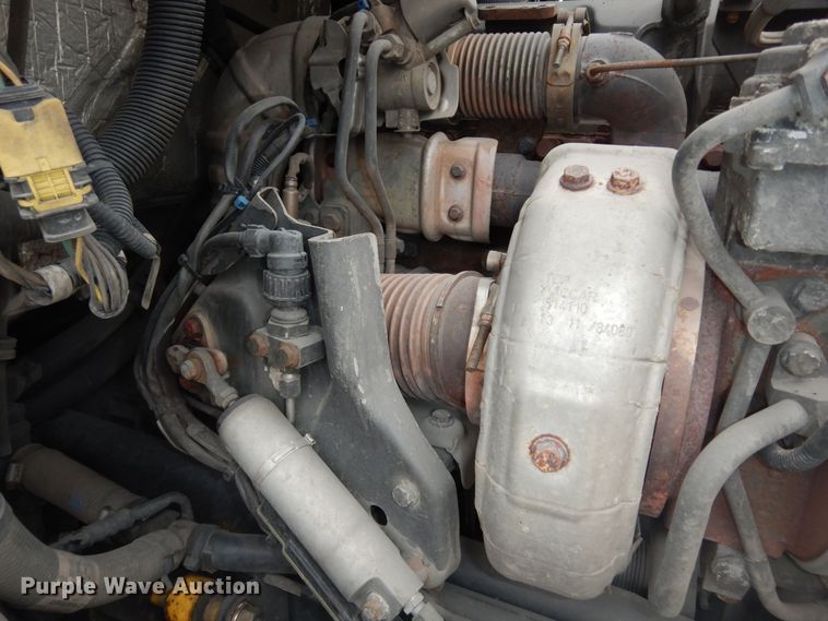 image for item DI6851 2012 Kenworth T700  semi truck