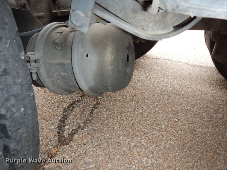 image for item DI6851 2012 Kenworth T700  semi truck