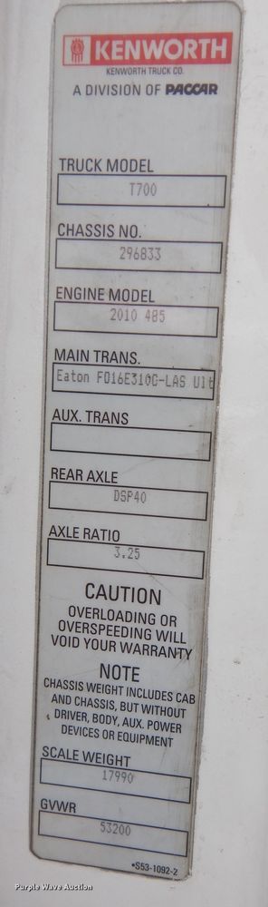 image for item DI6851 2012 Kenworth T700  semi truck