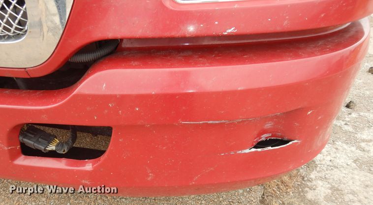 image for item DI6852 2014 Kenworth T680  semi truck