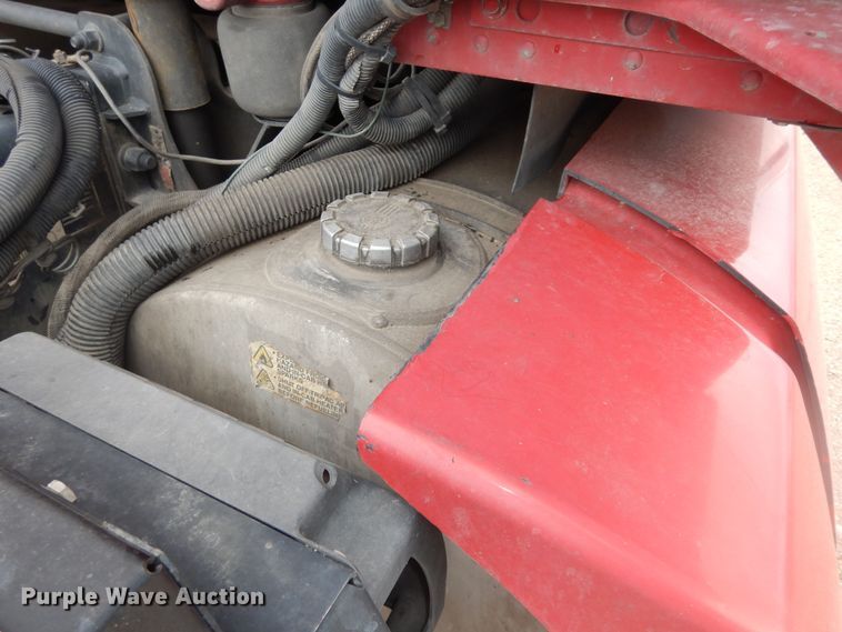 image for item DI6852 2014 Kenworth T680  semi truck