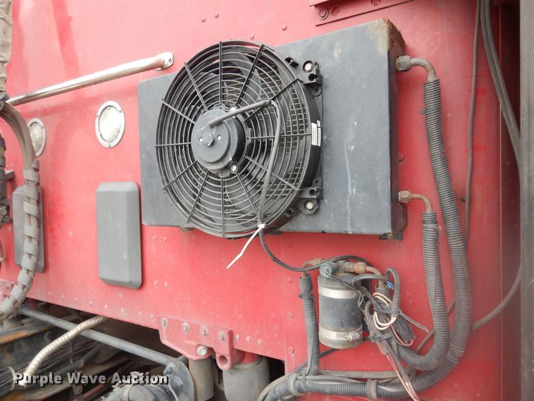 image for item DI6852 2014 Kenworth T680  semi truck