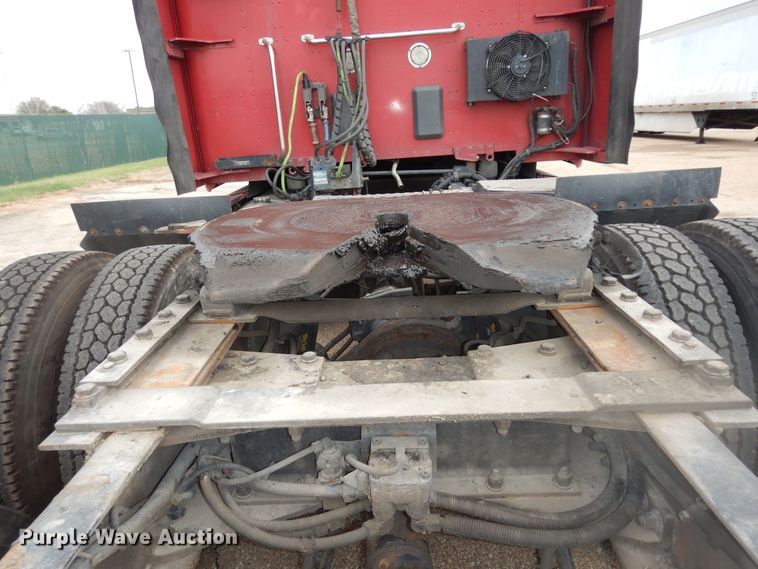 image for item DI6852 2014 Kenworth T680  semi truck