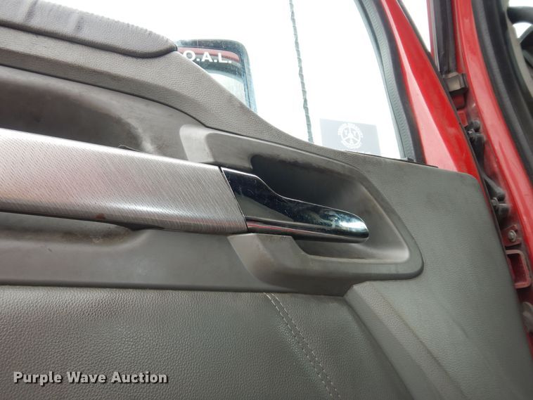 image for item DI6852 2014 Kenworth T680  semi truck