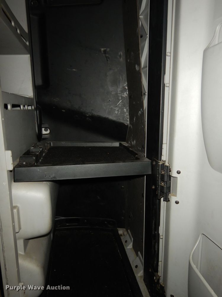 image for item DI6852 2014 Kenworth T680  semi truck