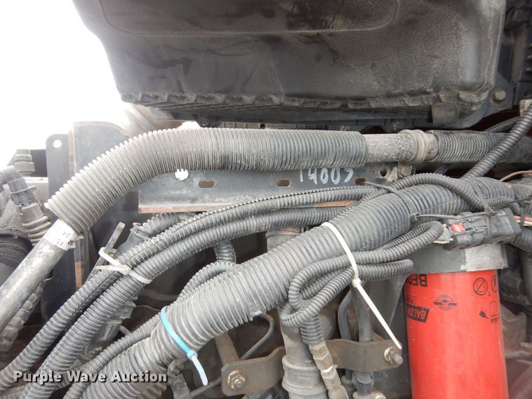 image for item DI6852 2014 Kenworth T680  semi truck