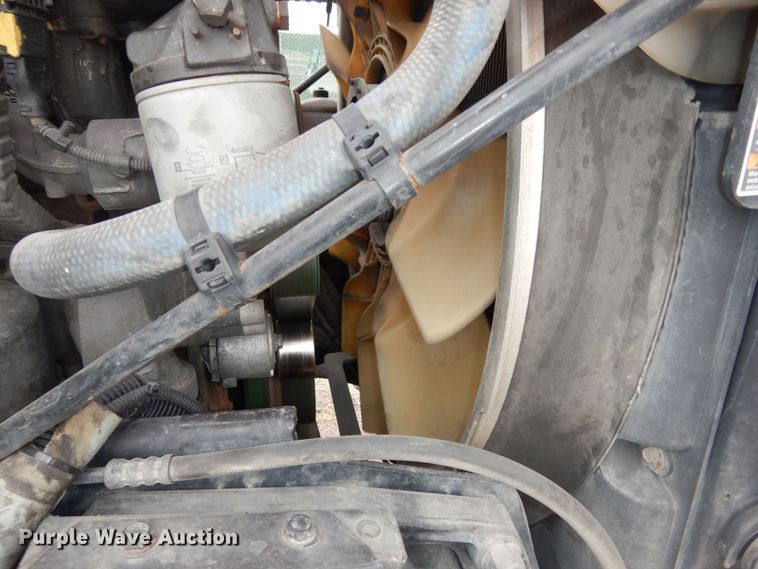 image for item DI6852 2014 Kenworth T680  semi truck