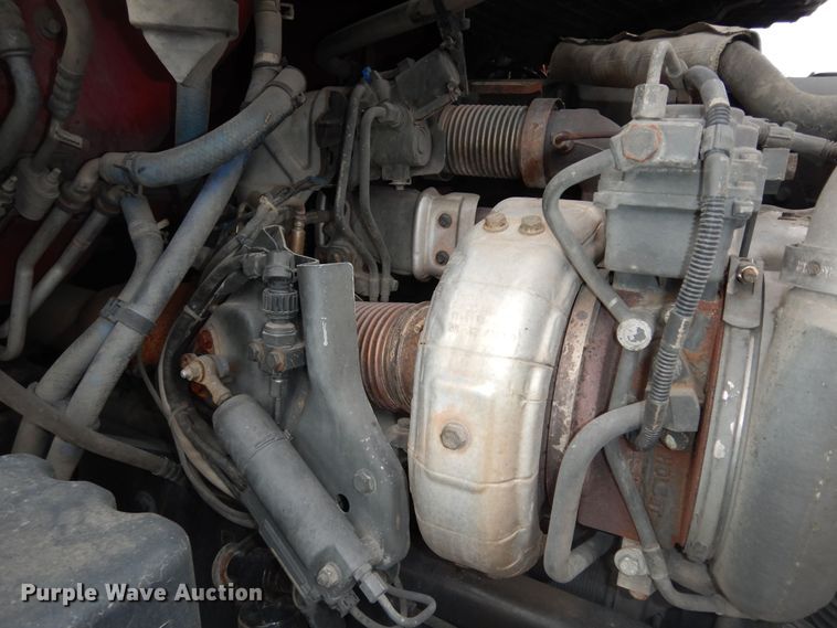 image for item DI6852 2014 Kenworth T680  semi truck