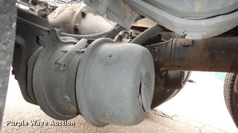 image for item DI6852 2014 Kenworth T680  semi truck