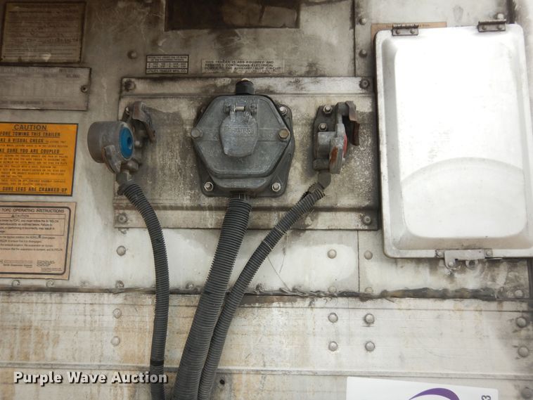 image for item DI6853 2006 Utility VS2RA  refrigerated van trailer