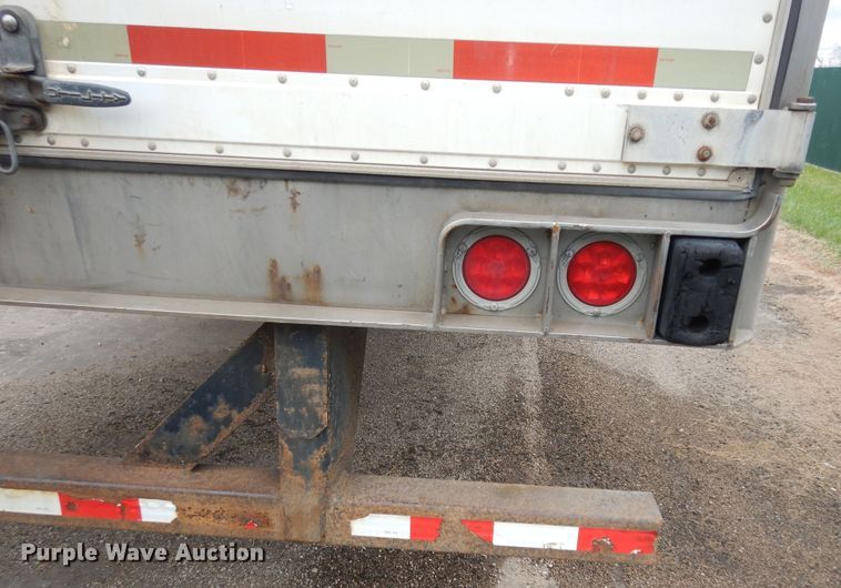 image for item DI6853 2006 Utility VS2RA  refrigerated van trailer