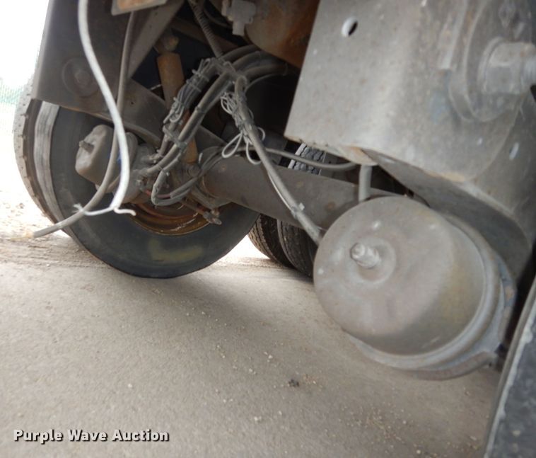 image for item DI6853 2006 Utility VS2RA  refrigerated van trailer