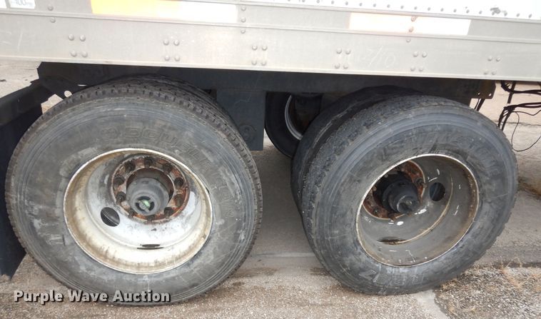 image for item DI6853 2006 Utility VS2RA  refrigerated van trailer