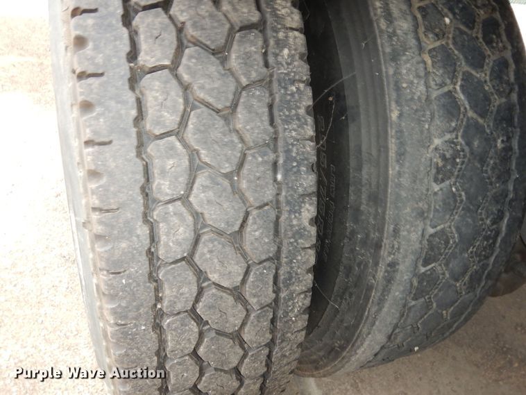 image for item DI6853 2006 Utility VS2RA  refrigerated van trailer