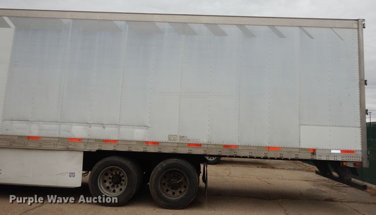 image for item DI6856 2004 Utility VS2RA  refrigerated van trailer
