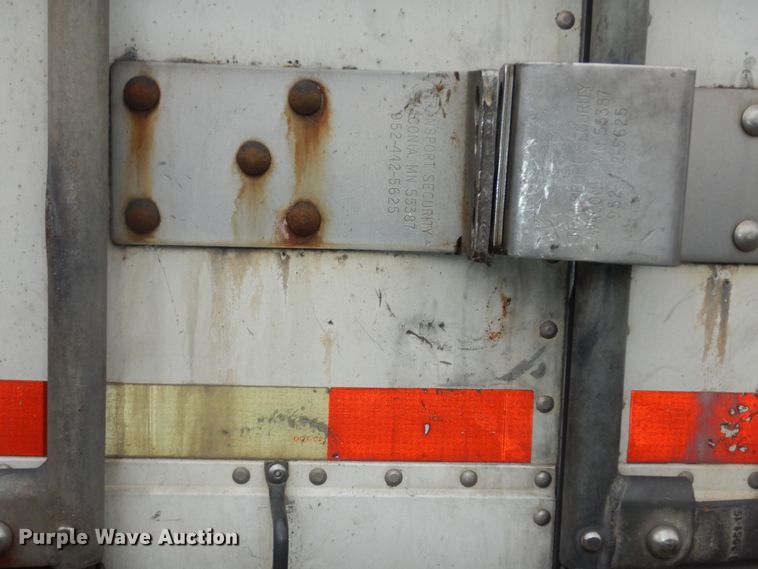 image for item DI6856 2004 Utility VS2RA  refrigerated van trailer