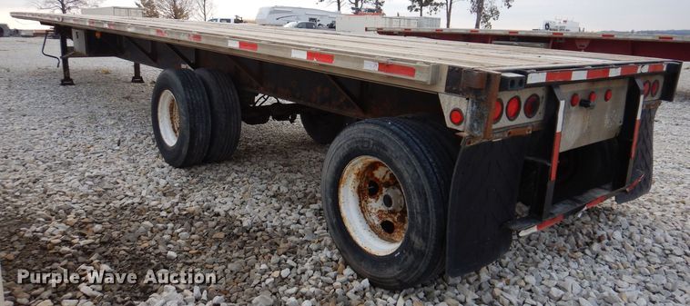 image for item DK2043 1998 Fontaine  flatbed trailer