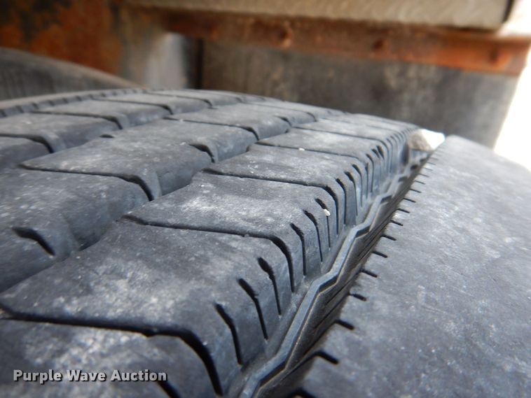 image for item DK2043 1998 Fontaine  flatbed trailer