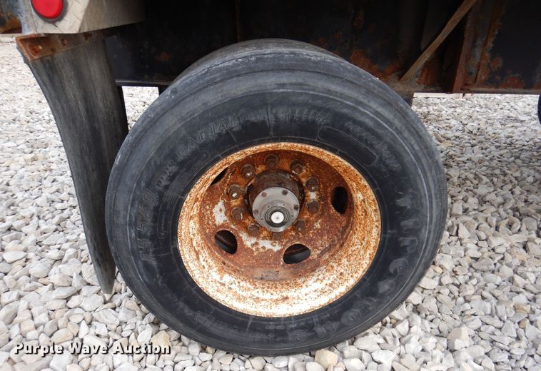 image for item DK2043 1998 Fontaine  flatbed trailer