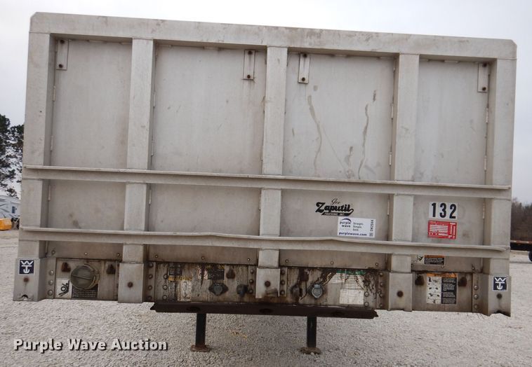 image for item DK2044 2006 Wilson Roadbrute CF-900  flatbed trailer