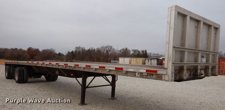 image for item DK2044 2006 Wilson Roadbrute CF-900  flatbed trailer