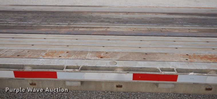 image for item DK2044 2006 Wilson Roadbrute CF-900  flatbed trailer