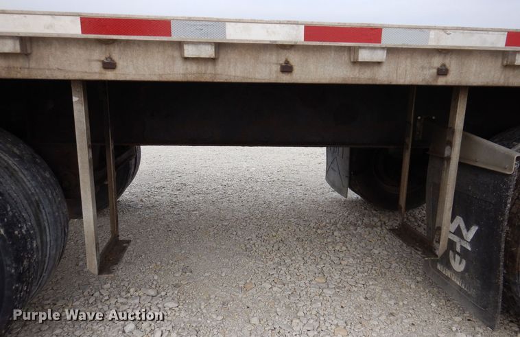 image for item DK2044 2006 Wilson Roadbrute CF-900  flatbed trailer