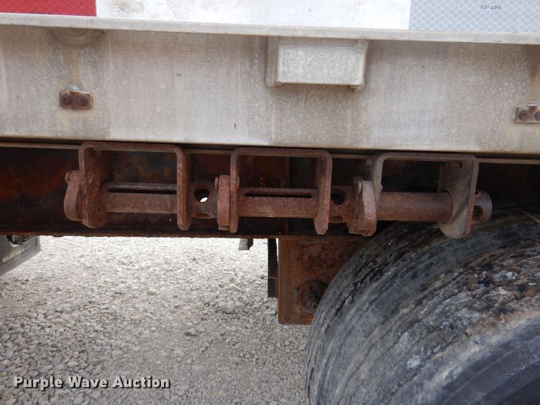 image for item DK2044 2006 Wilson Roadbrute CF-900  flatbed trailer