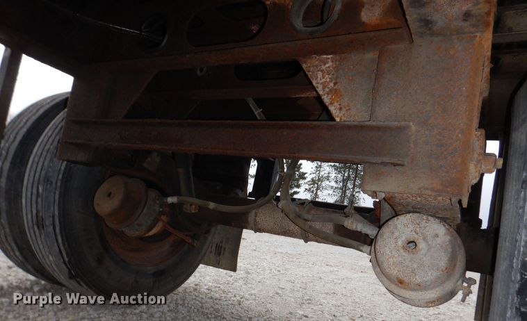 image for item DK2044 2006 Wilson Roadbrute CF-900  flatbed trailer