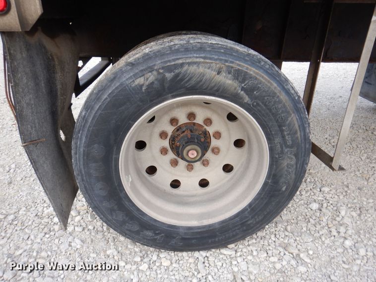 image for item DK2044 2006 Wilson Roadbrute CF-900  flatbed trailer