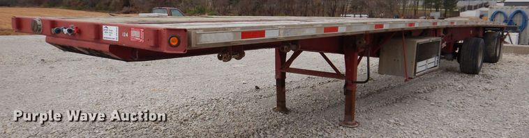 image for item DK2045 2002 Wabash  flatbed trailer