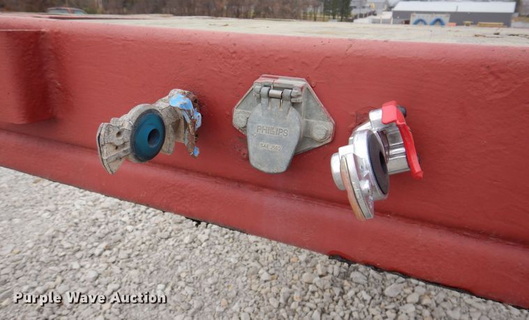 image for item DK2045 2002 Wabash  flatbed trailer