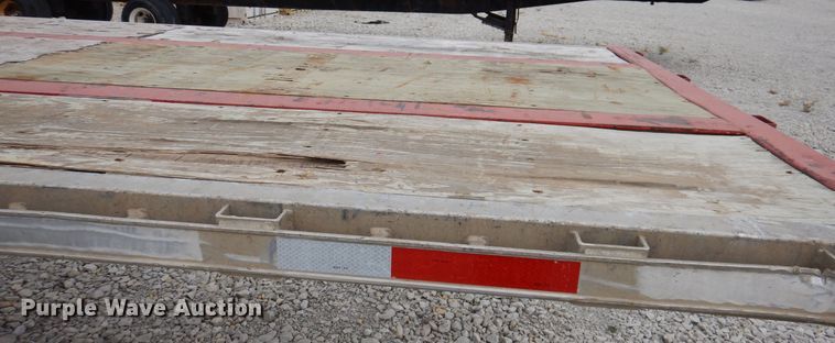 image for item DK2045 2002 Wabash  flatbed trailer